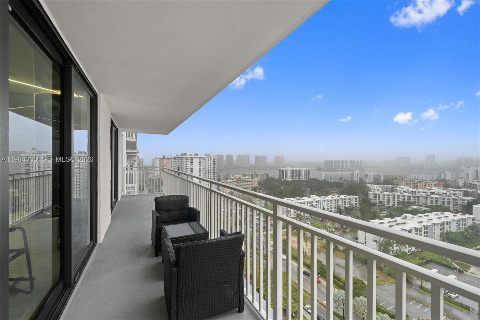 WINSTON TOWERS 600 CONDO · #2319 in Sunny Isles Beach - Photo 24