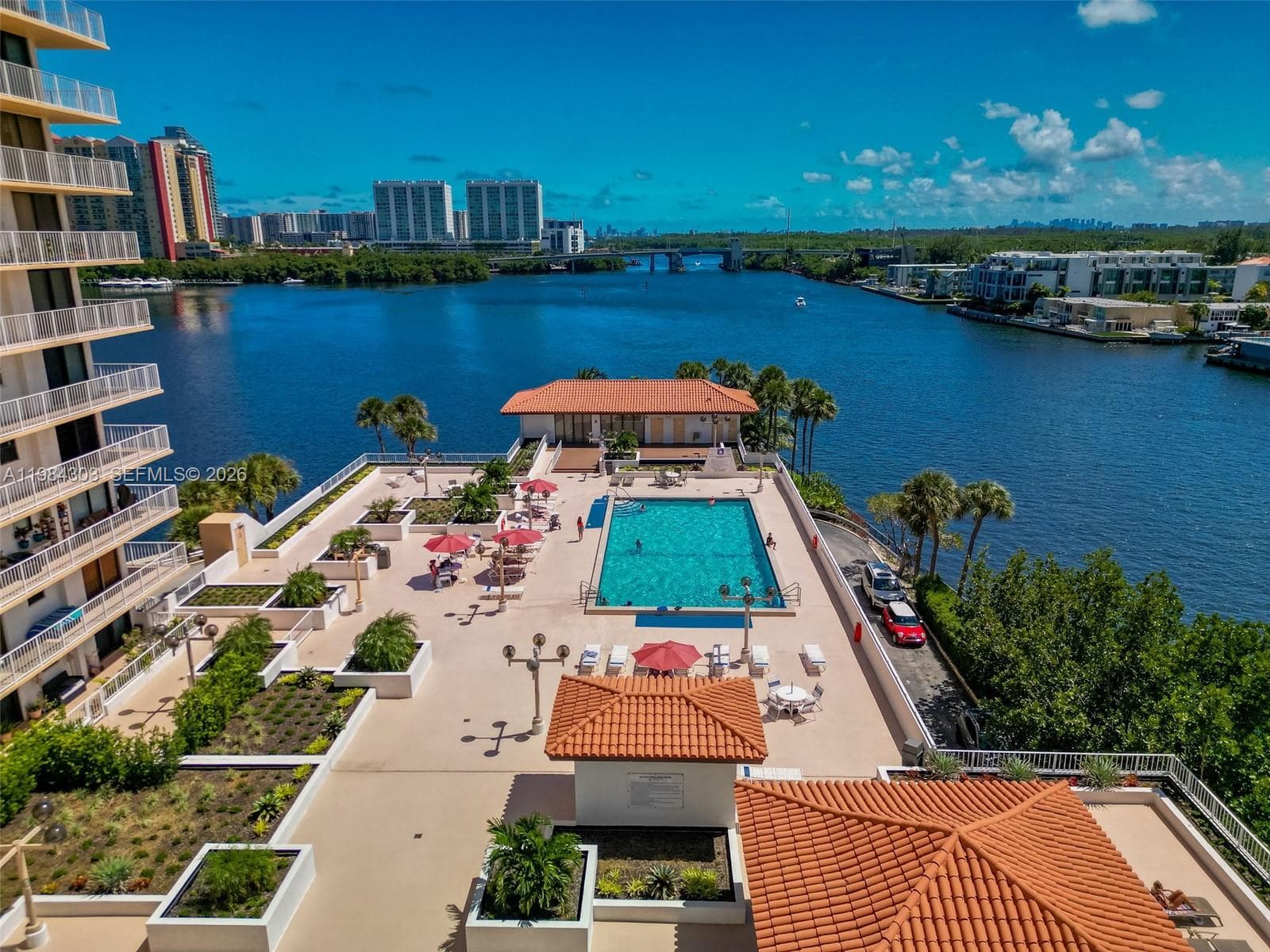 WINSTON TOWERS 600 CONDO · #2319 in Sunny Isles Beach - Photo 29