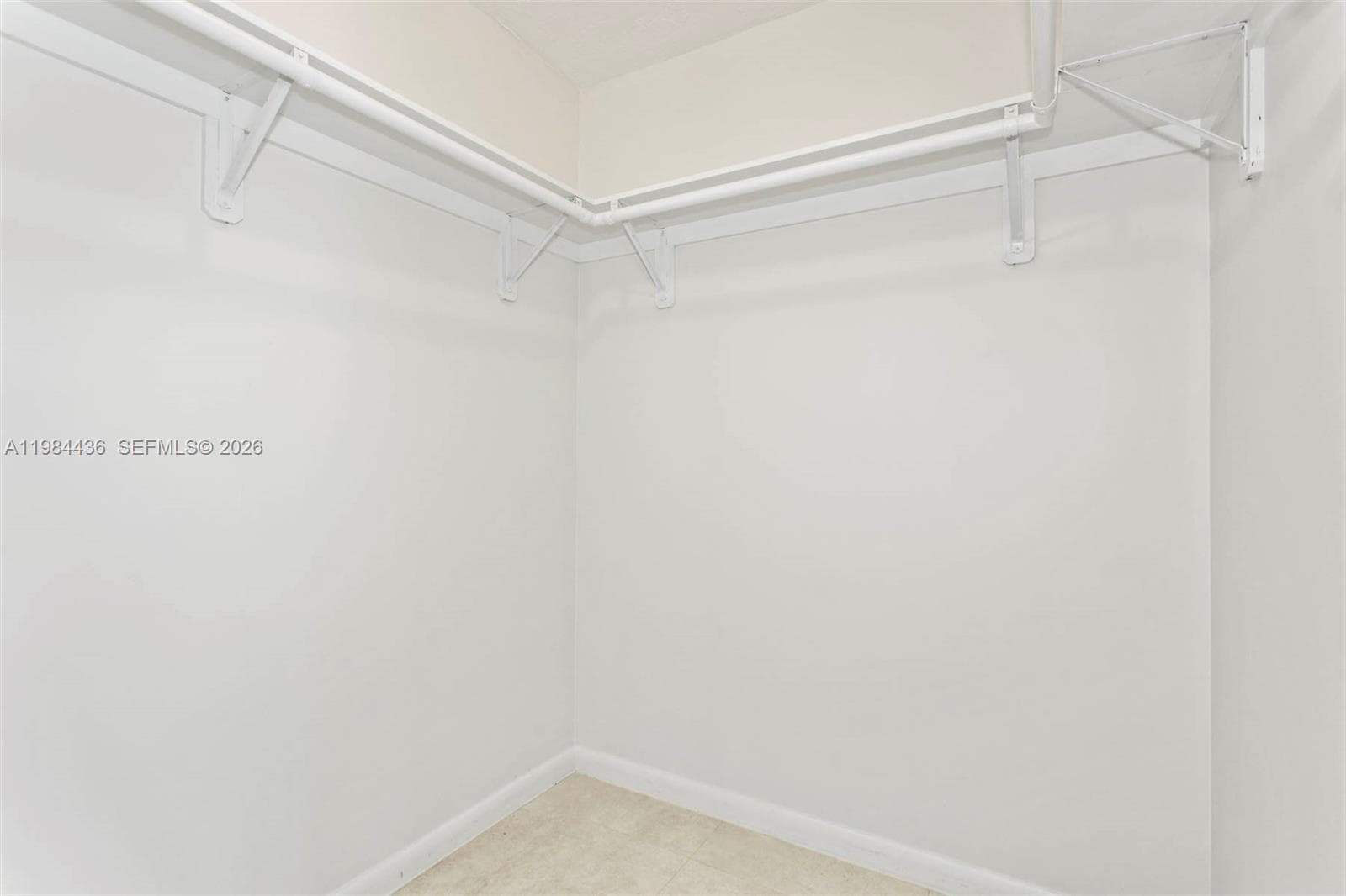 11807 SW 112th Ave photo 16