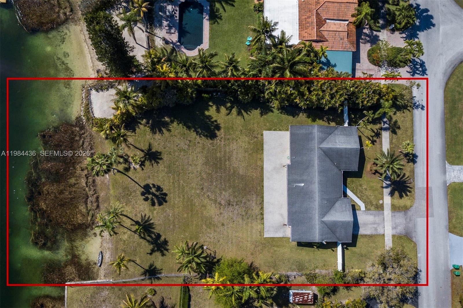 11807 SW 112th Ave photo 40