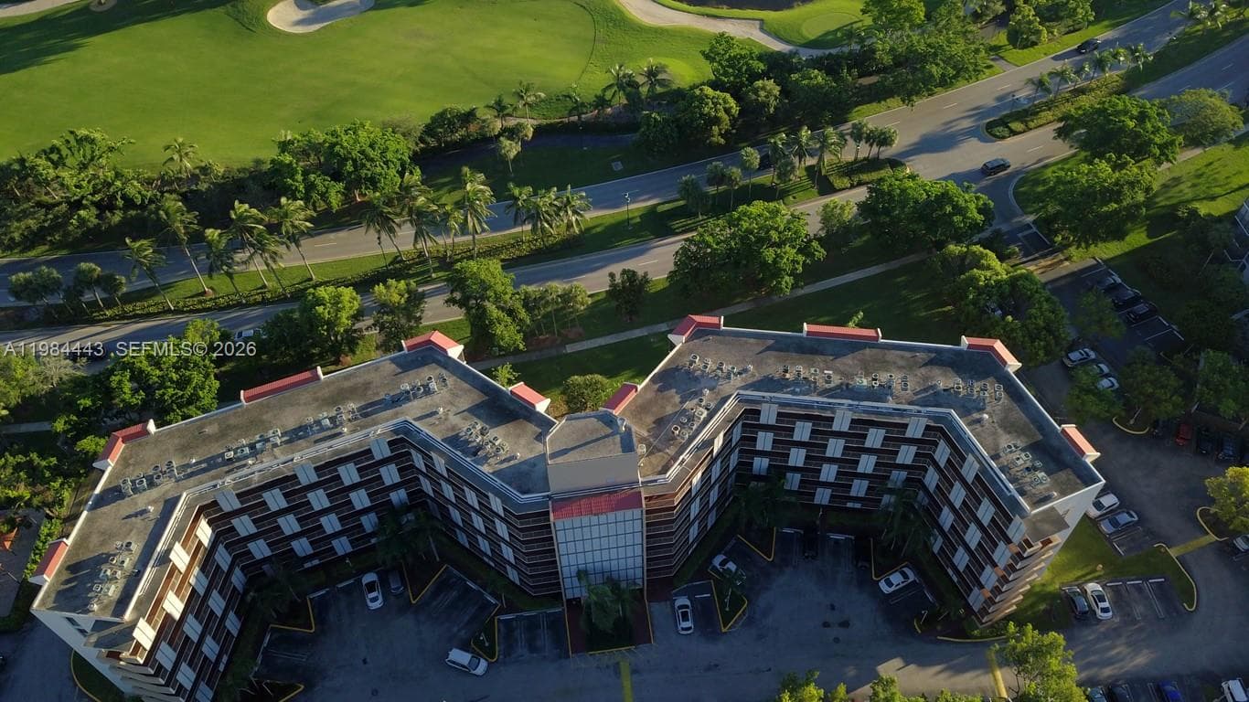 BRAVURA I CONDO · #804 in Aventura - Photo 2