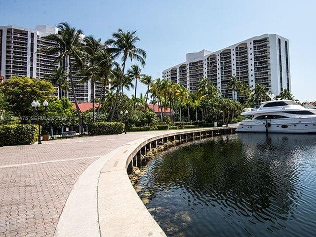 PORTSVIEW @ THE WATERWAYS · #1002 in Aventura - Photo 2