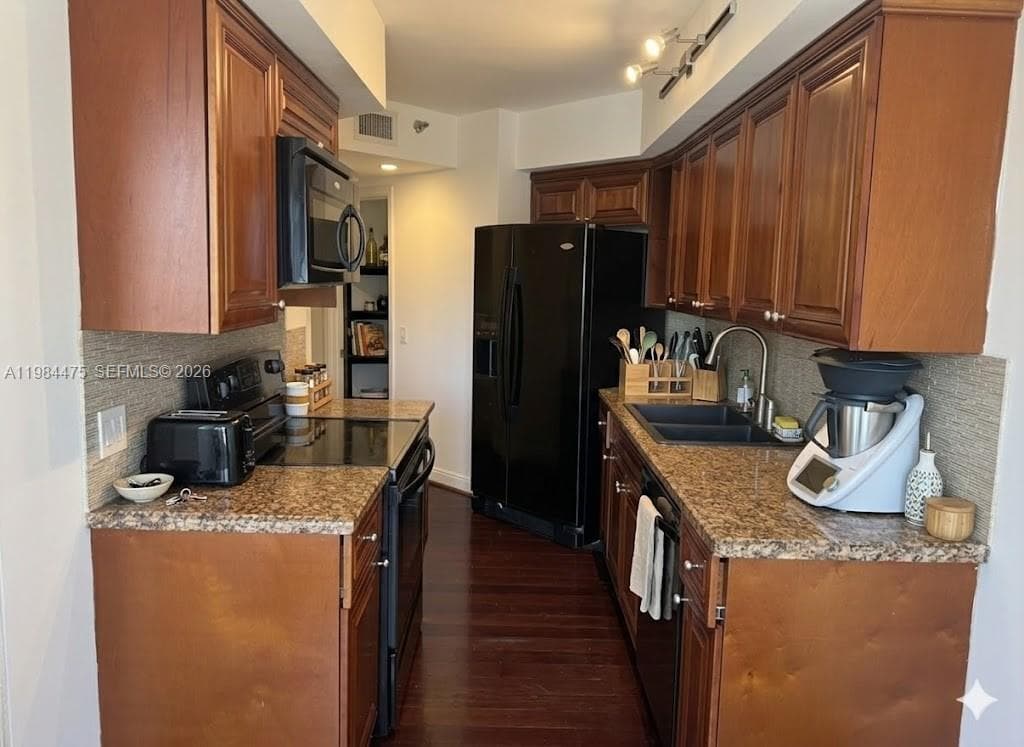 PORTSVIEW @ THE WATERWAYS · #1002 in Aventura - Photo 26