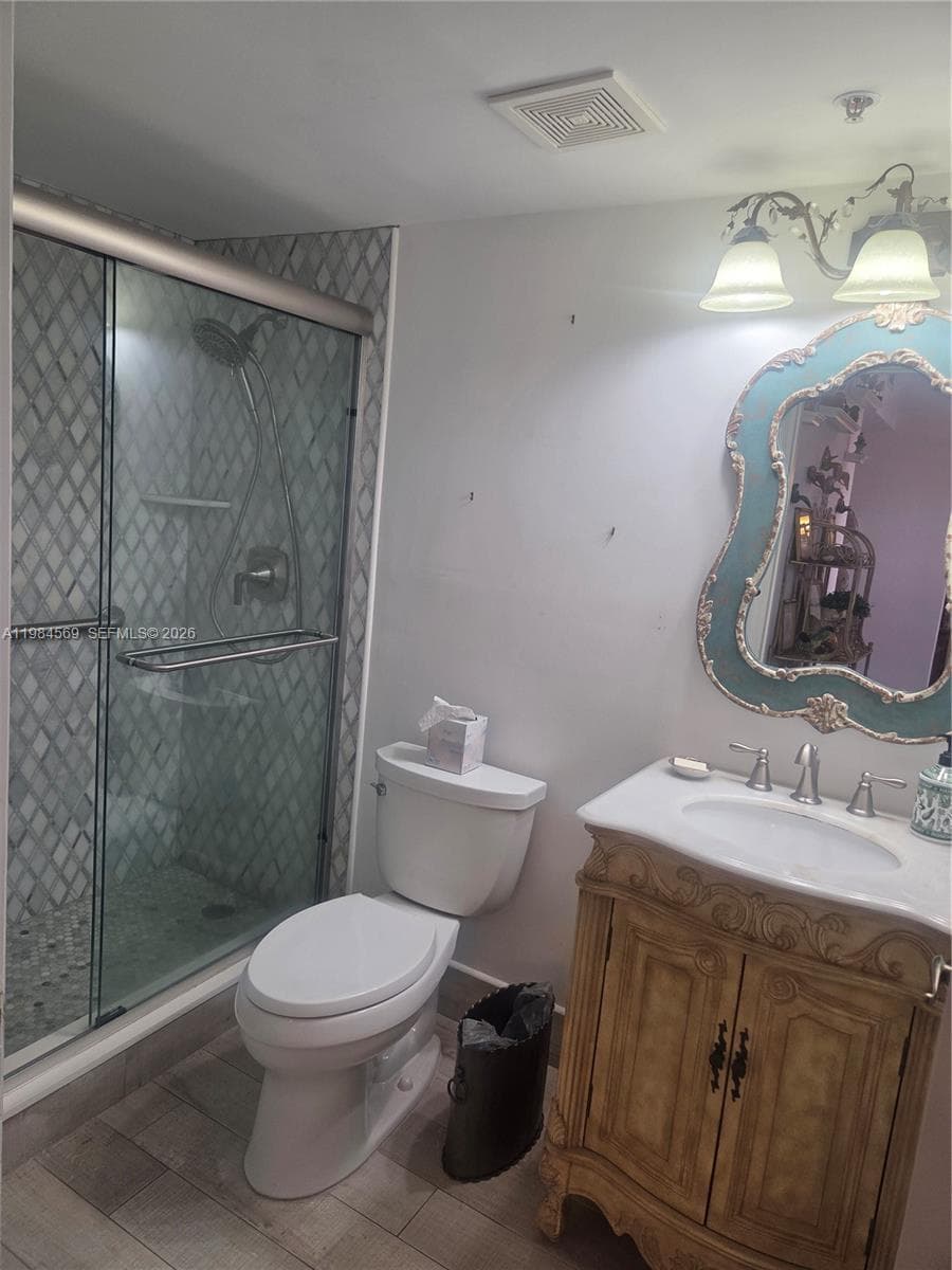 Primary Electric Toilet