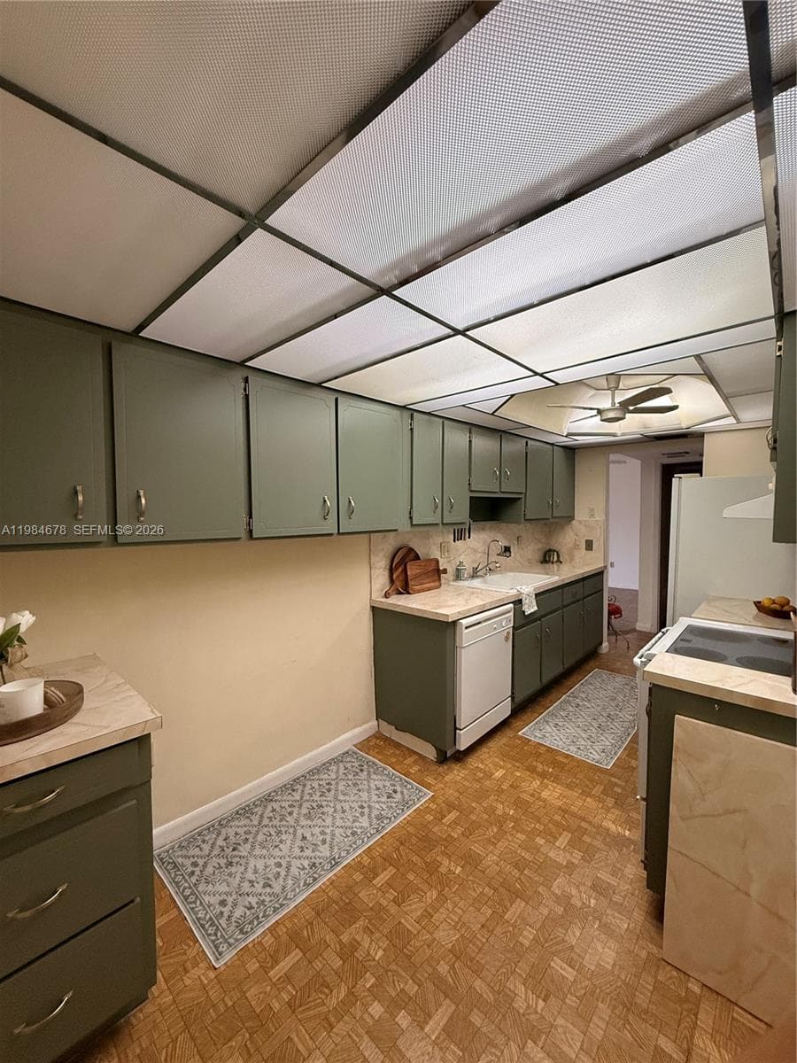 WATERWAY ISLES CONDO · #304 in North Miami Beach - Photo 7