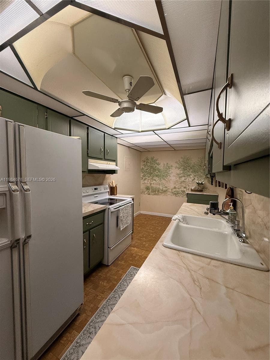 WATERWAY ISLES CONDO · #304 in North Miami Beach - Photo 5
