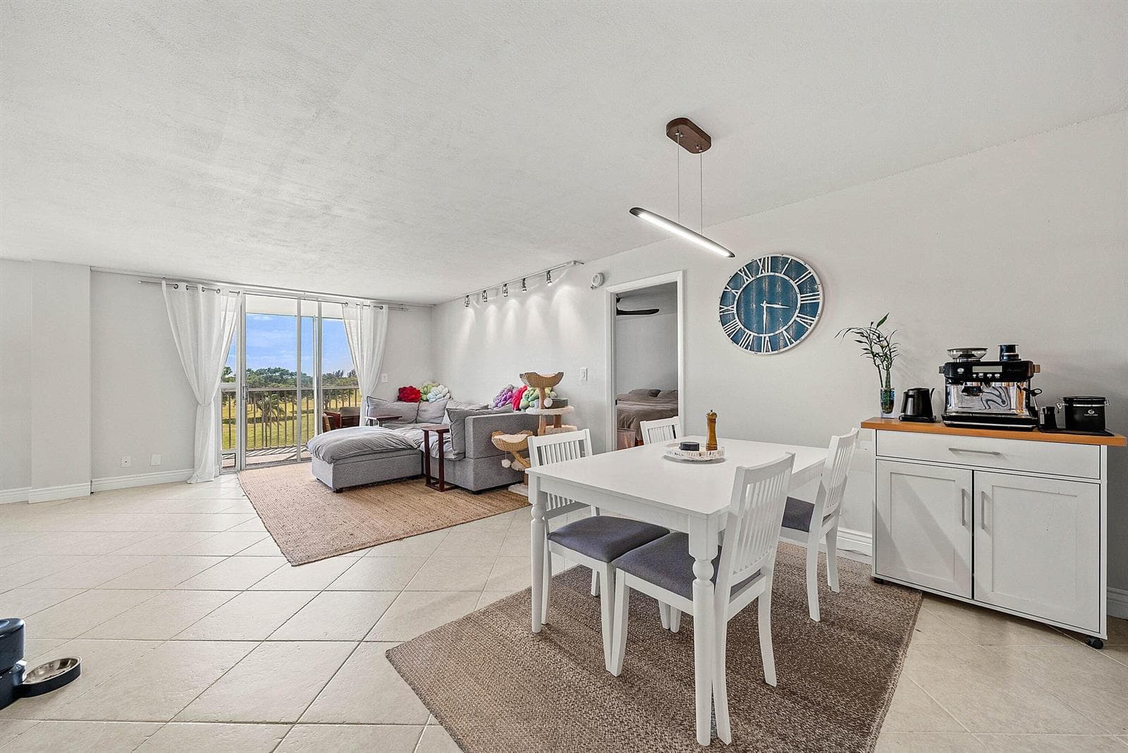 Dining Living 1