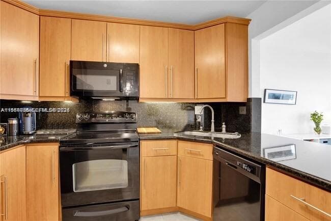 BAYVIEW TERR CONDO · #308 in Miami Beach - Photo 13
