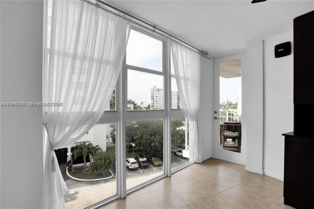 BAYVIEW TERR CONDO · #308 in Miami Beach - Photo 12