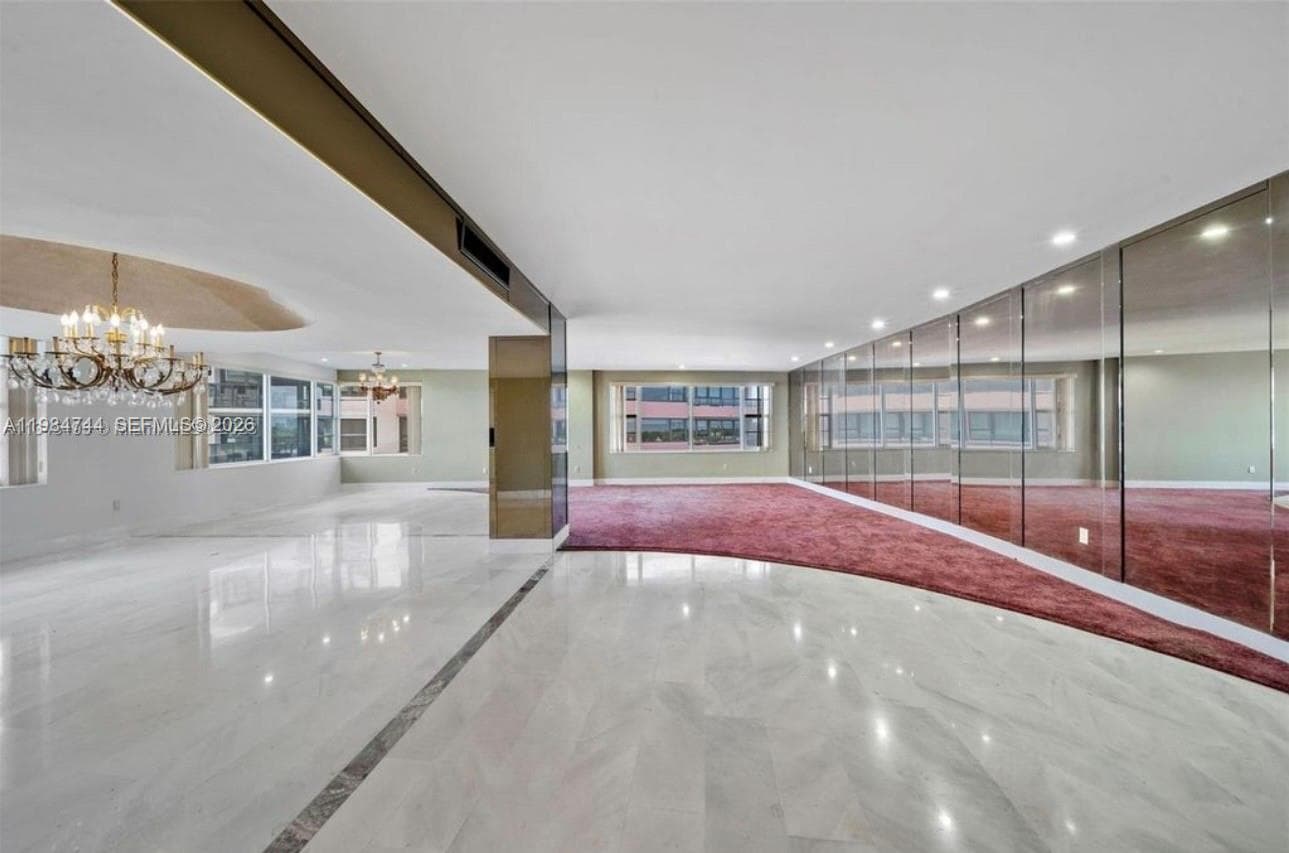 IMPERIAL HOUSE CONDO · #5J in Miami Beach - Photo 2
