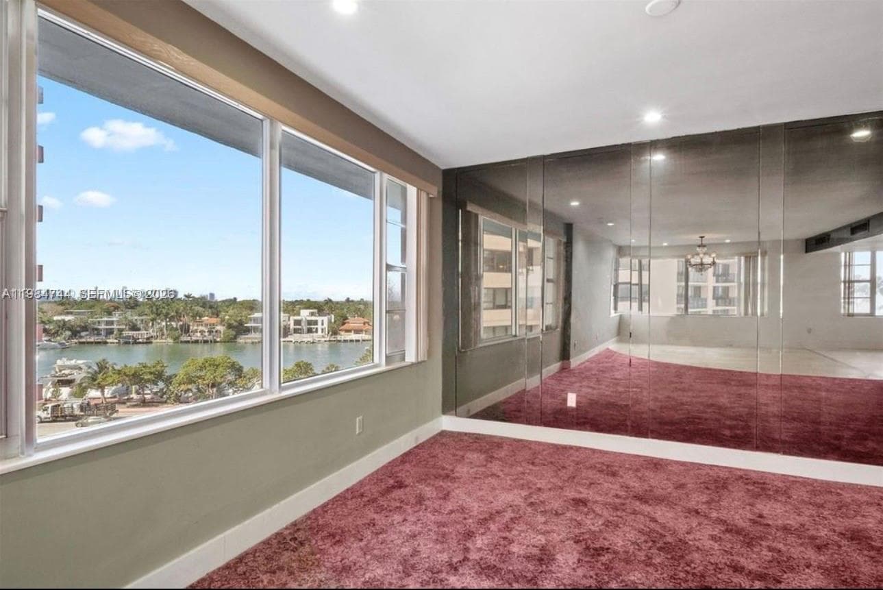 IMPERIAL HOUSE CONDO · #5J in Miami Beach - Photo 3