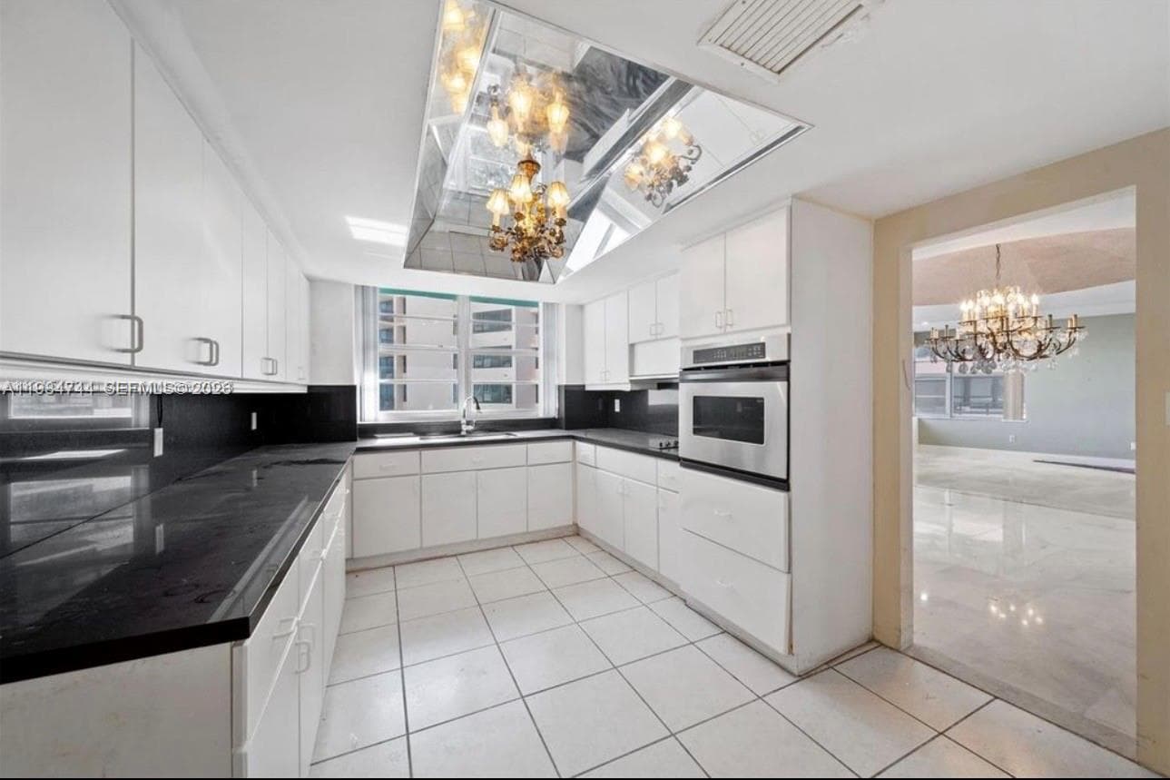IMPERIAL HOUSE CONDO · #5J in Miami Beach - Photo 10