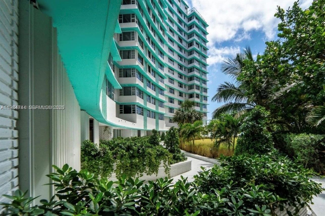 IMPERIAL HOUSE CONDO · #5J in Miami Beach - Photo 33