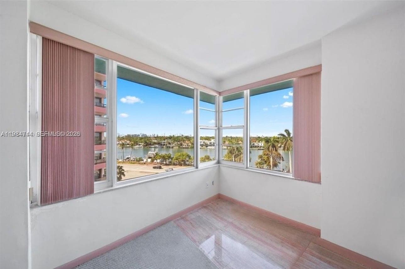 IMPERIAL HOUSE CONDO · #5J in Miami Beach - Photo 21