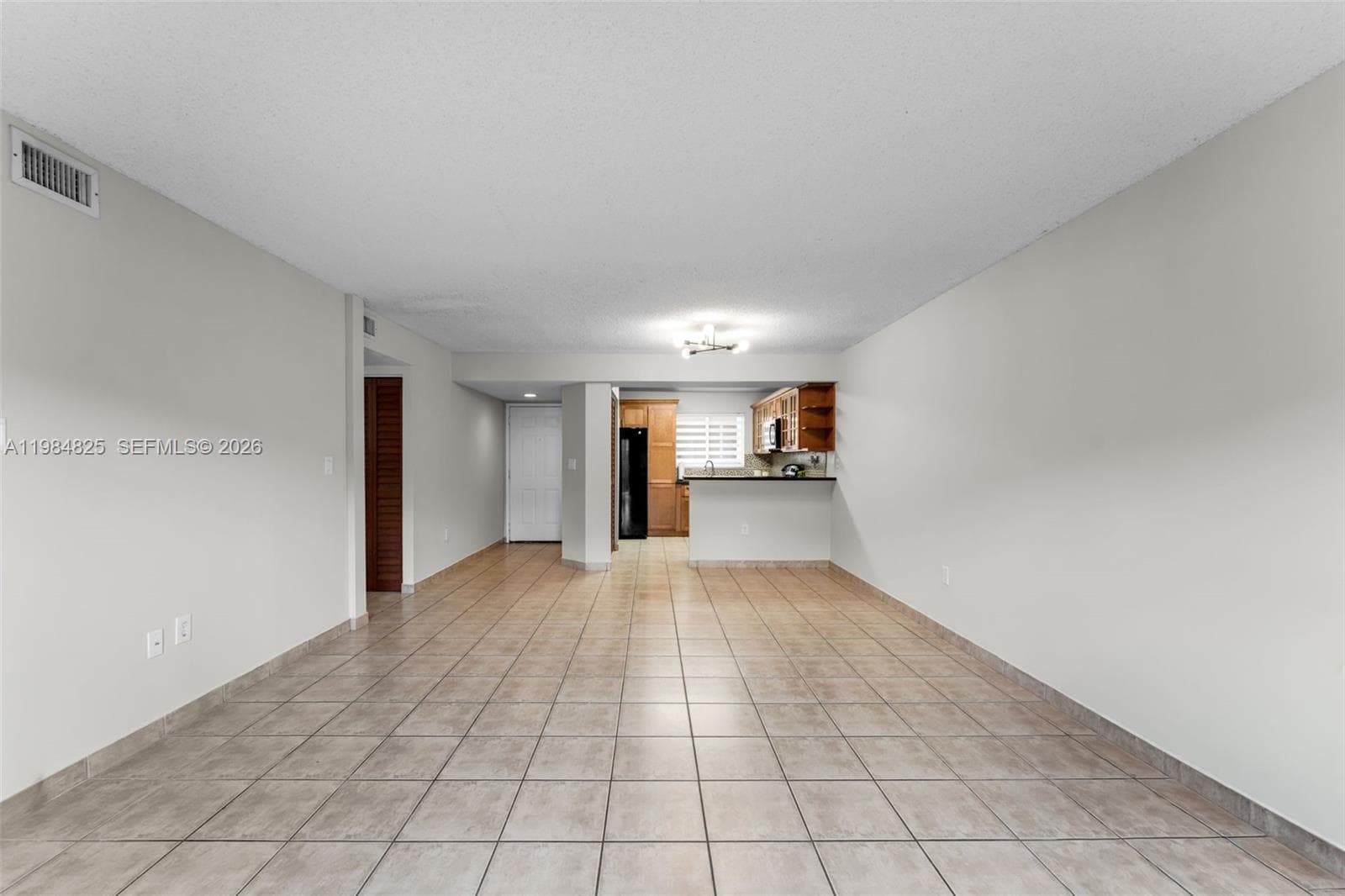 THE SEASONS VILLAS · #115 in Miami - Photo 5