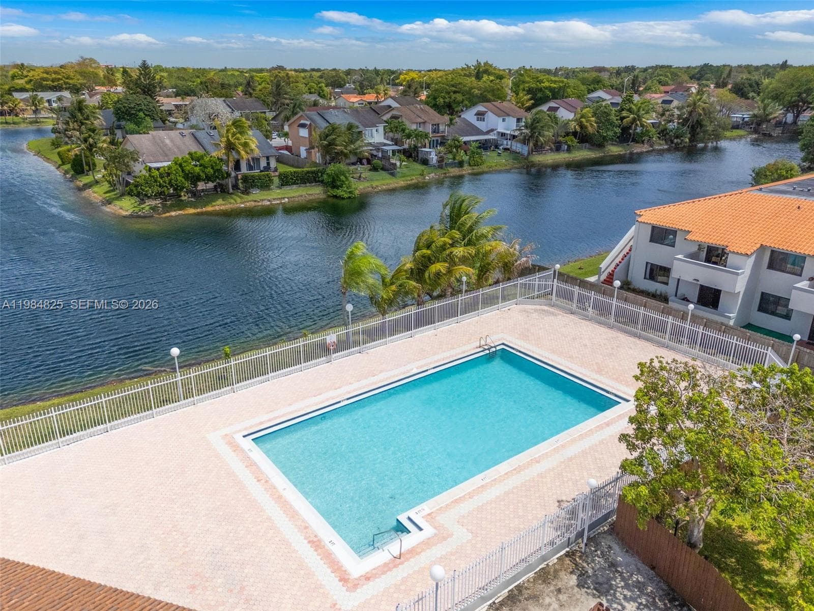 THE SEASONS VILLAS · #115 in Miami - Photo 31