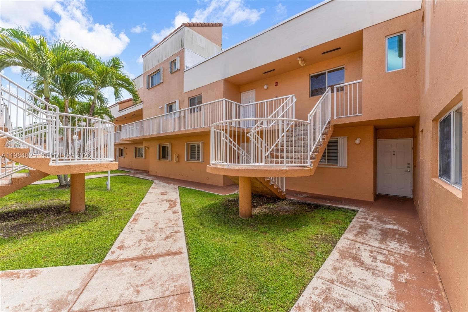 THE SEASONS VILLAS · #115 in Miami - Photo 21