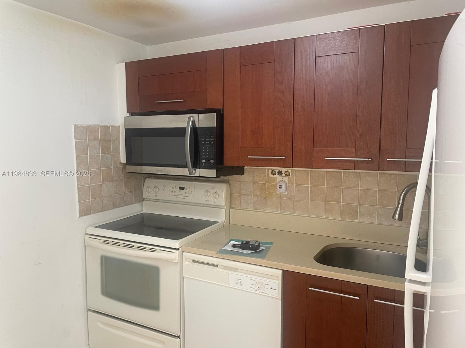 RIVIERA ISLES CONDO · #206 in North Miami Beach - Photo 4