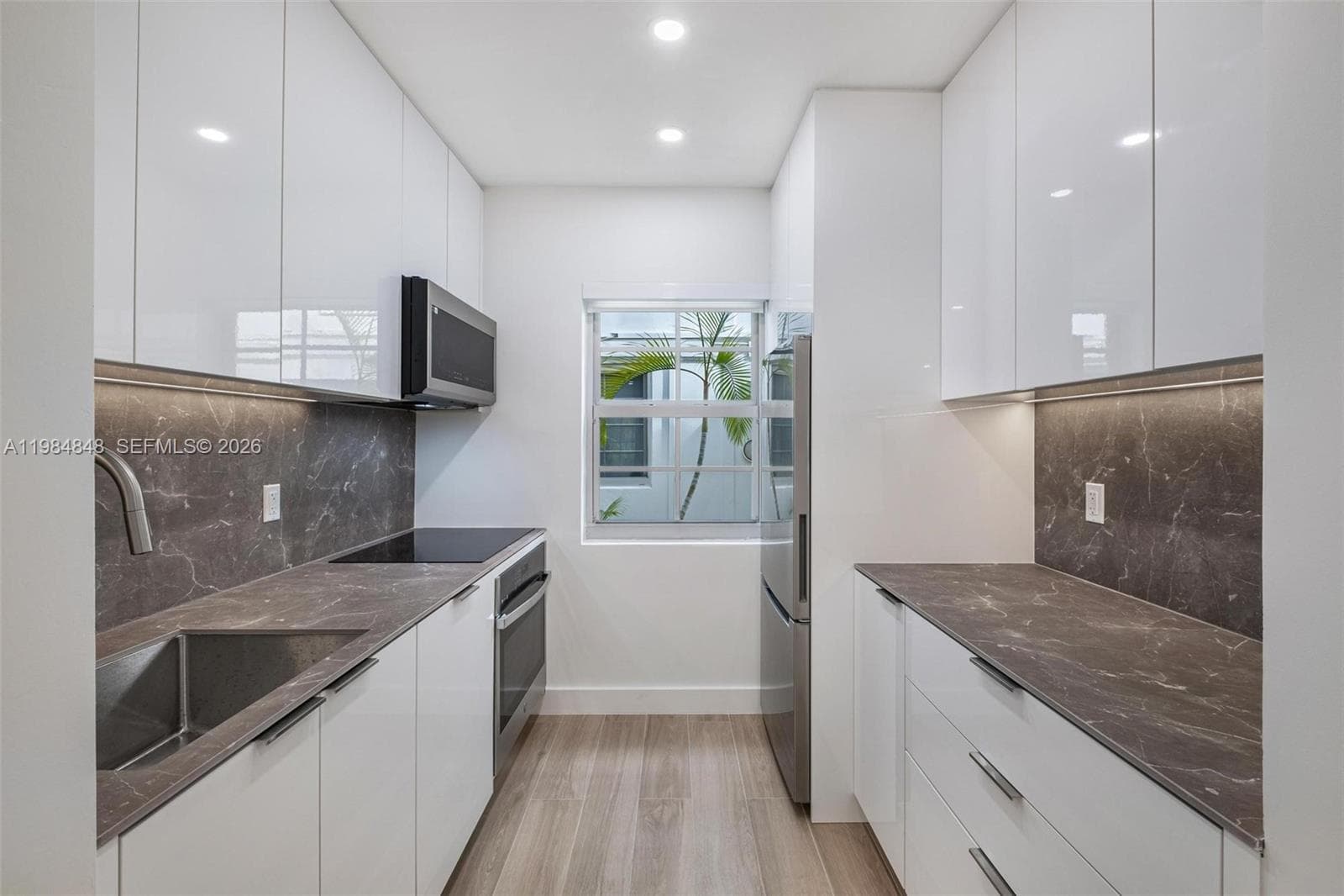 LINCOLN ROAD VILLAS SOUTH · #2 in Miami Beach - Photo 1
