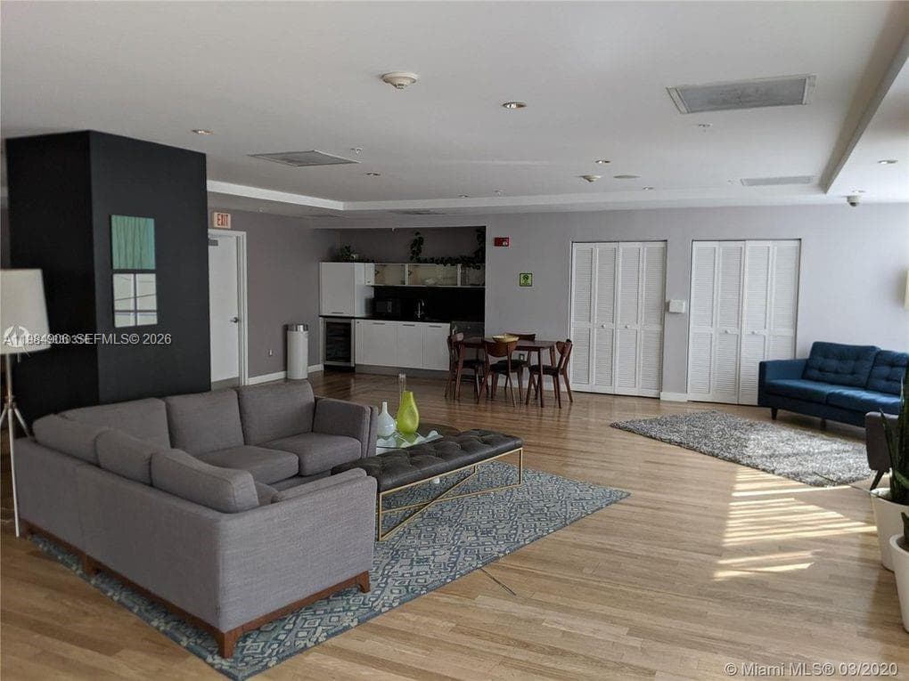 Loft Downtown II · #302 in Miami - Photo 7