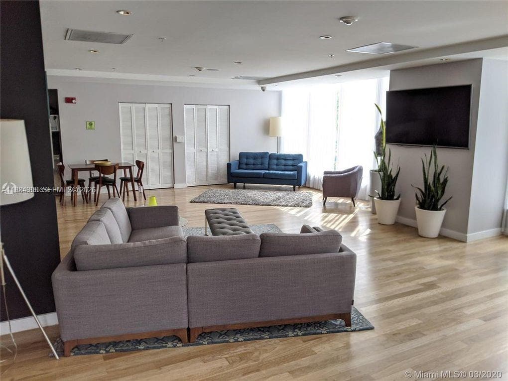 Loft Downtown II · #302 in Miami - Photo 5