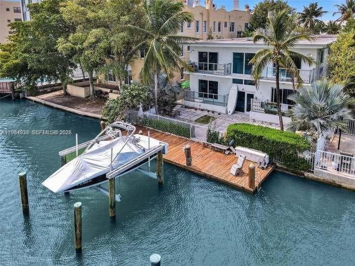 Casa bahia · #5 in Miami Beach - Photo 1