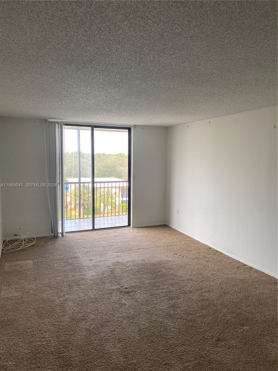 WOODSIDE APTS CONDO · #A-529 in North Miami Beach - Photo 5