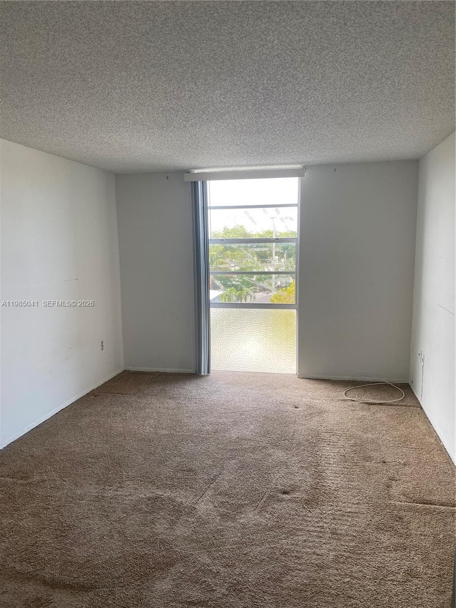 WOODSIDE APTS CONDO · #A-529 in North Miami Beach - Photo 8