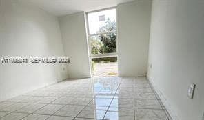 Woodside Apts Condo · #A128 in North Miami Beach - Photo 12