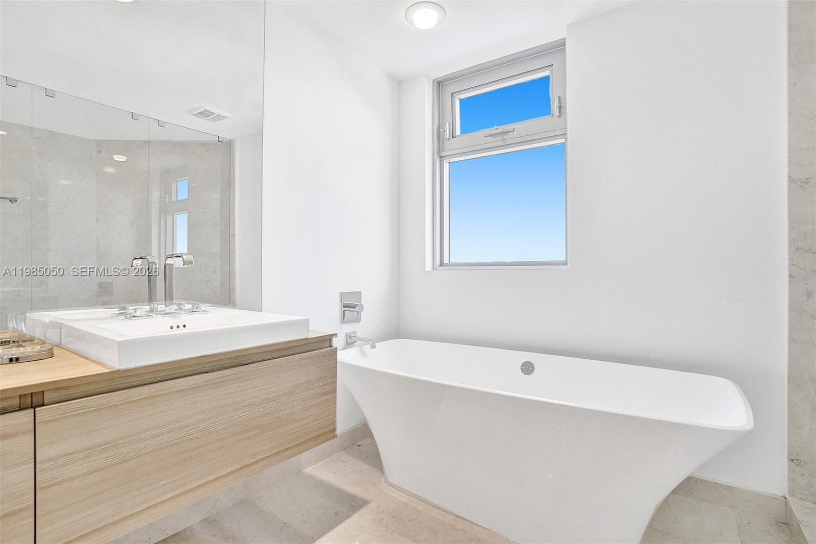 Marina Palms Residences · #1207 in North Miami Beach - Photo 31