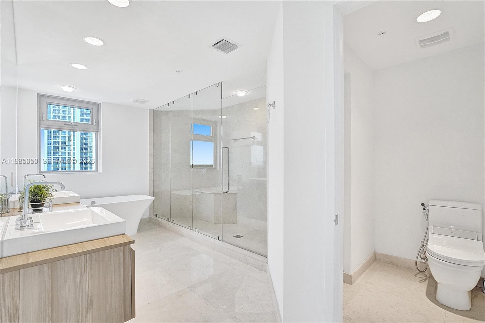 Marina Palms Residences · #1207 in North Miami Beach - Photo 29