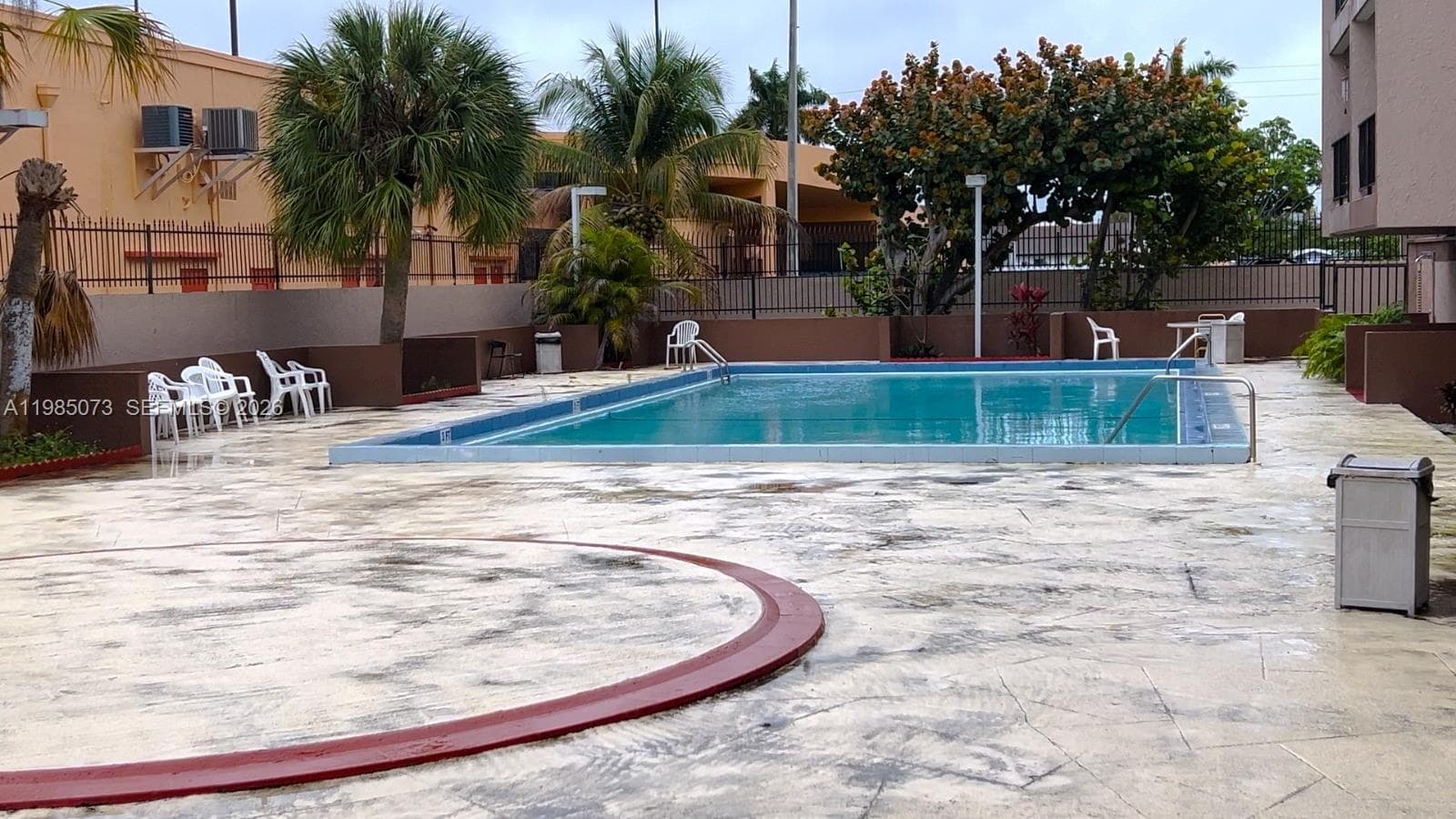 los arboles · #D207 in Hialeah - Photo 16