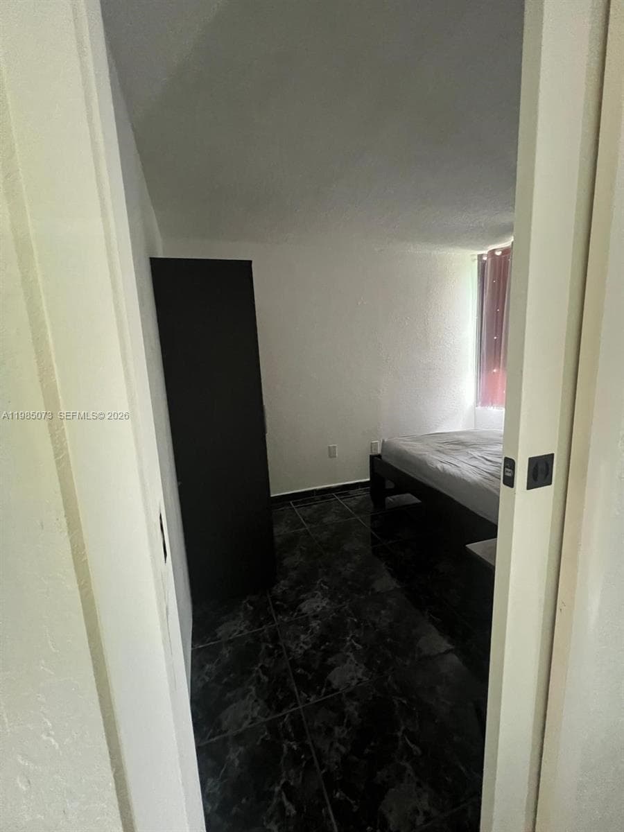 los arboles · #D207 in Hialeah - Photo 30