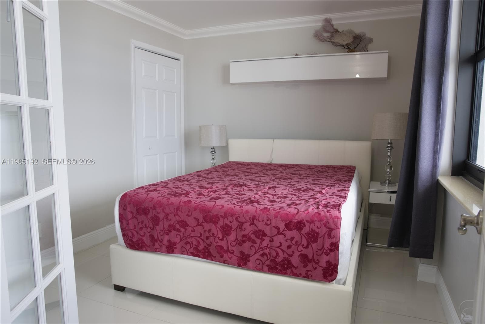 VENDOME PLACE CONDO · #902 in Miami Beach - Photo 4