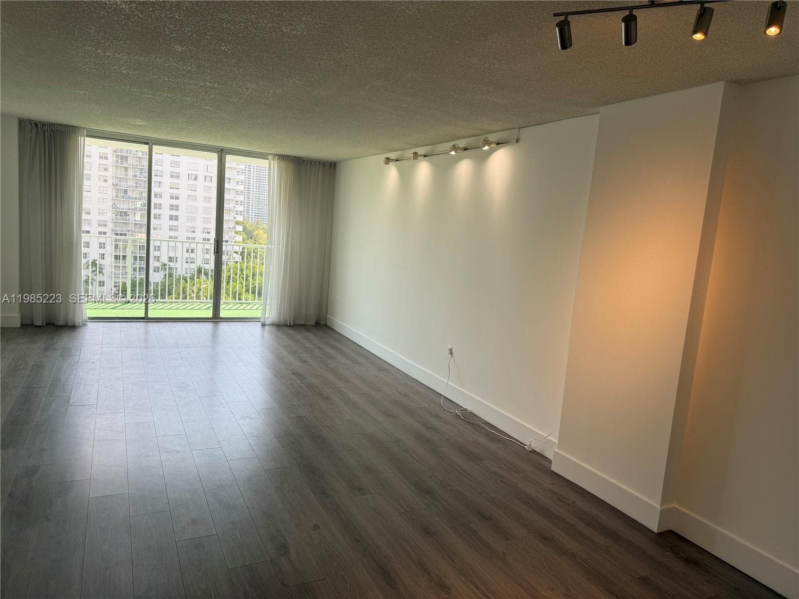 ADMIRALS PORT CONDO WEST · #912W in Aventura - Photo 5