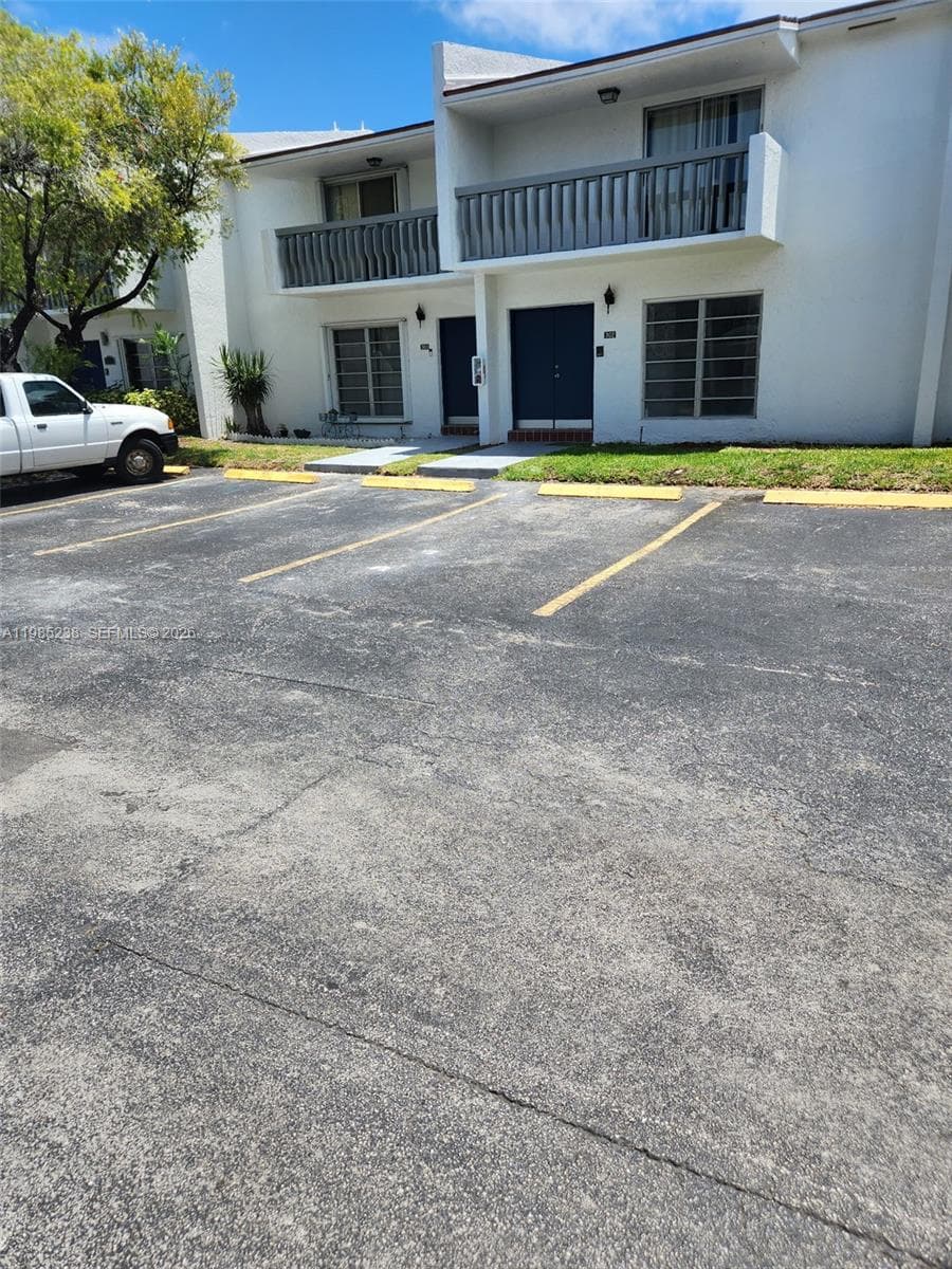 9430 SW 170th St #302 photo 1