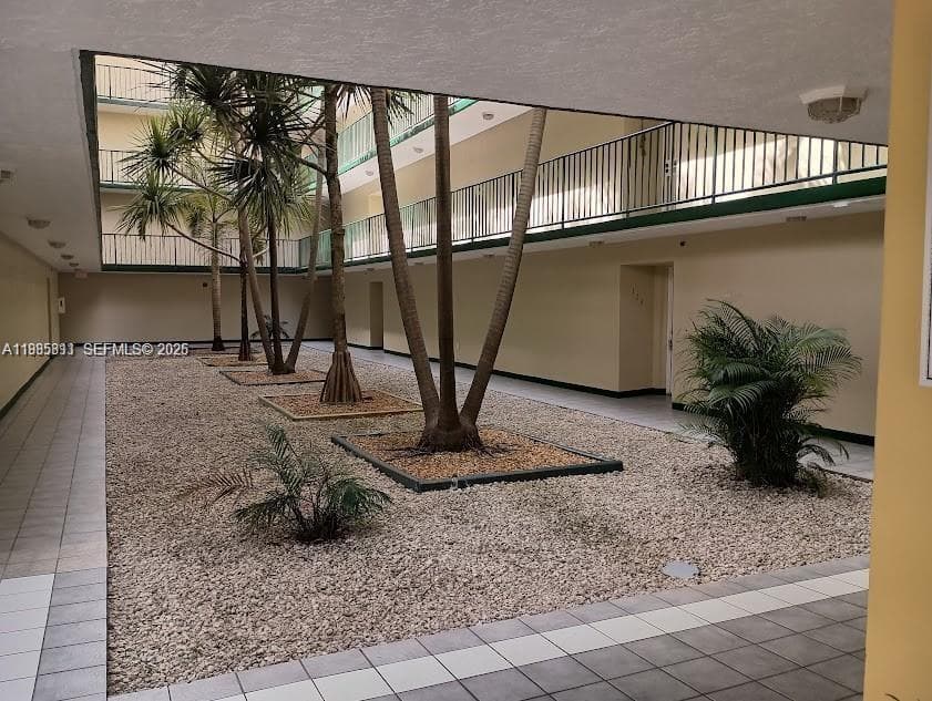 FLAMINGO COURT · #1-307 in Miami - Photo 1