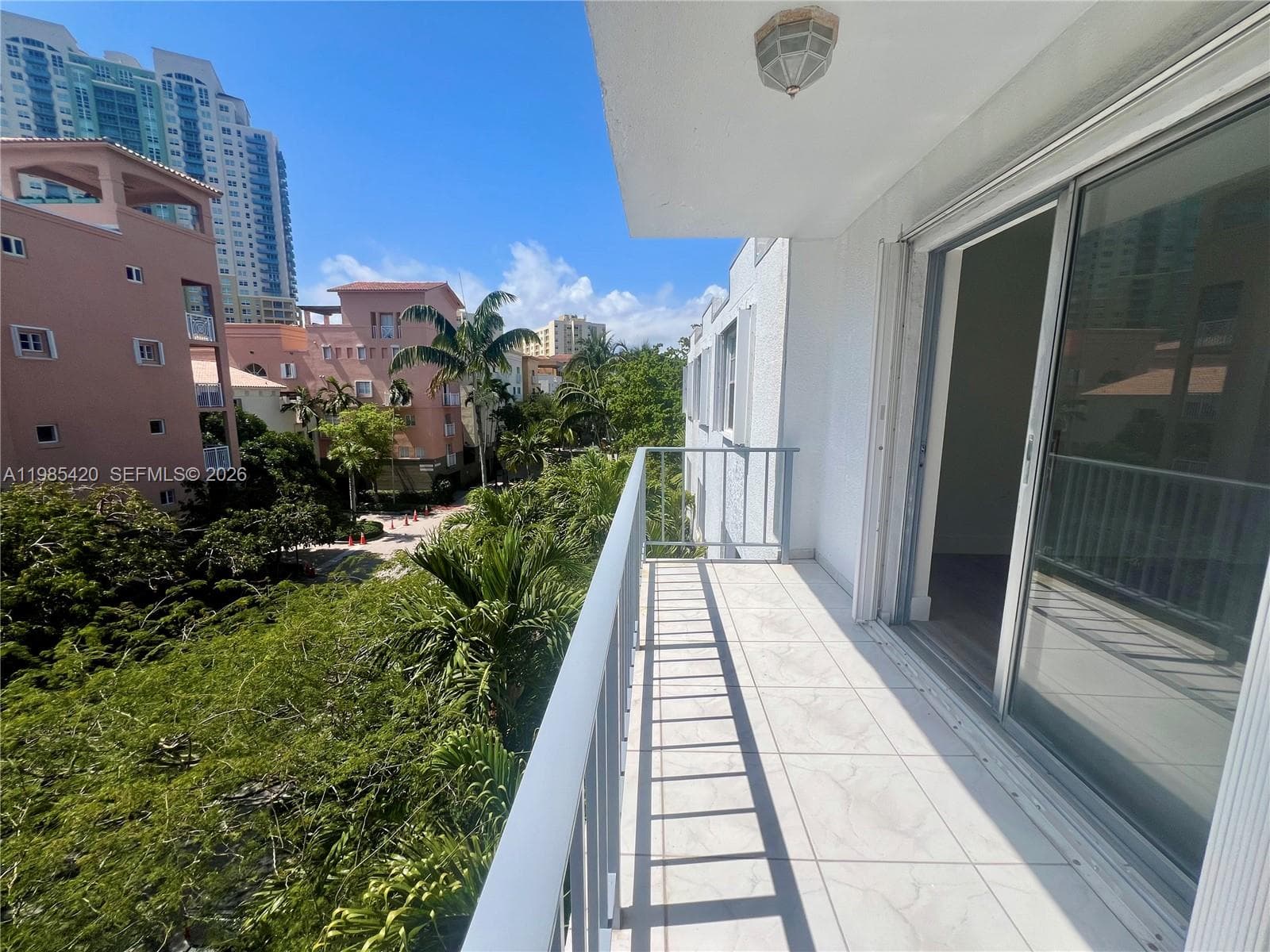 Laser CONDO · #4C in Miami Beach - Photo 24