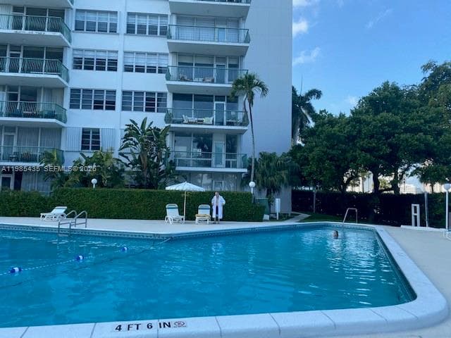 BRICKELL BAY TOWER CONDO · #916 in Miami - Photo 24