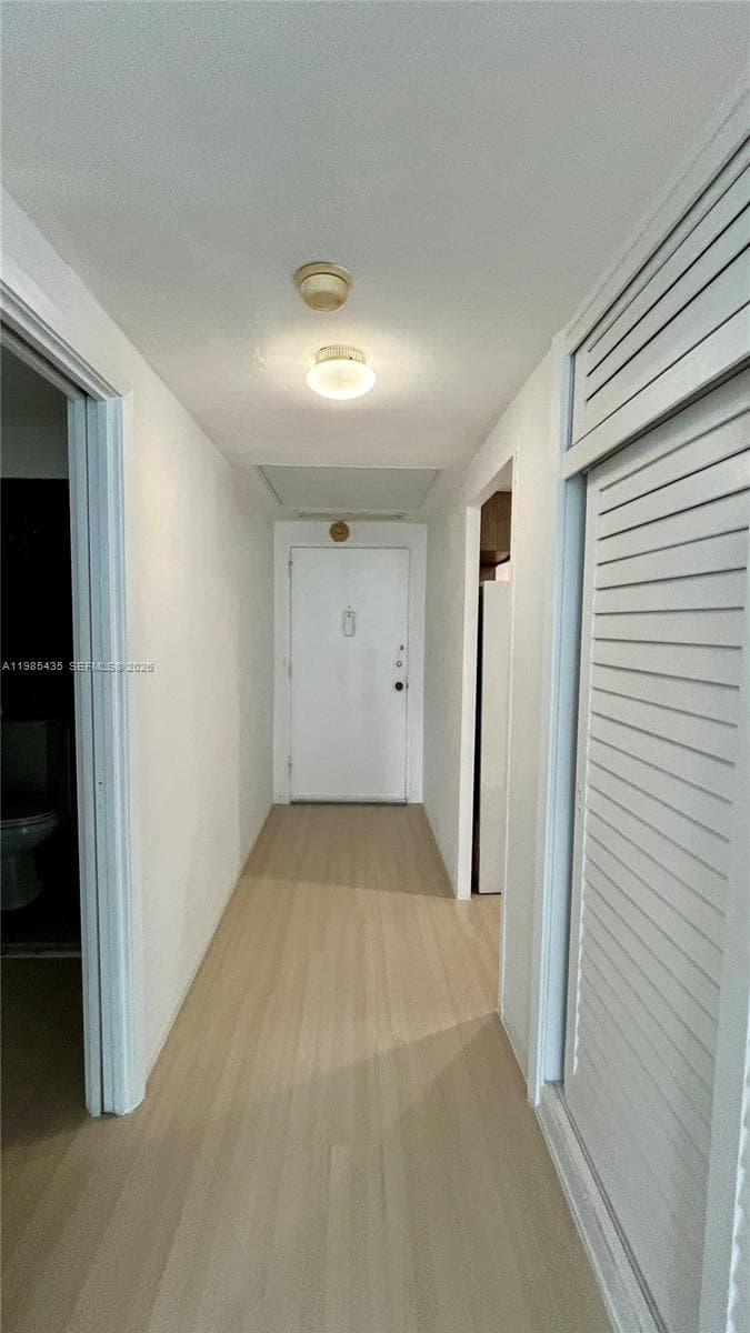 BRICKELL BAY TOWER CONDO · #916 in Miami - Photo 8