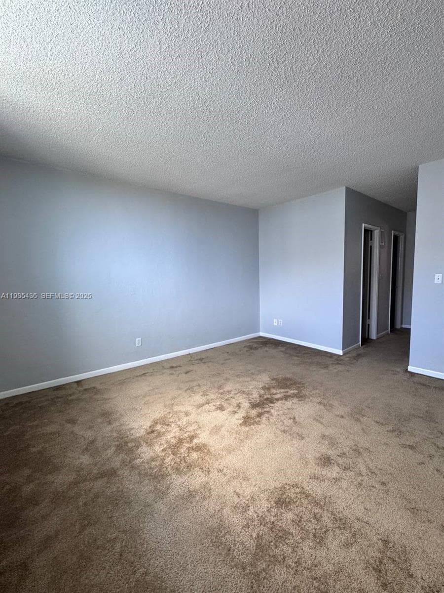 OCEANVIEW BUILDING B COND · #910 in Sunny Isles Beach - Photo 9