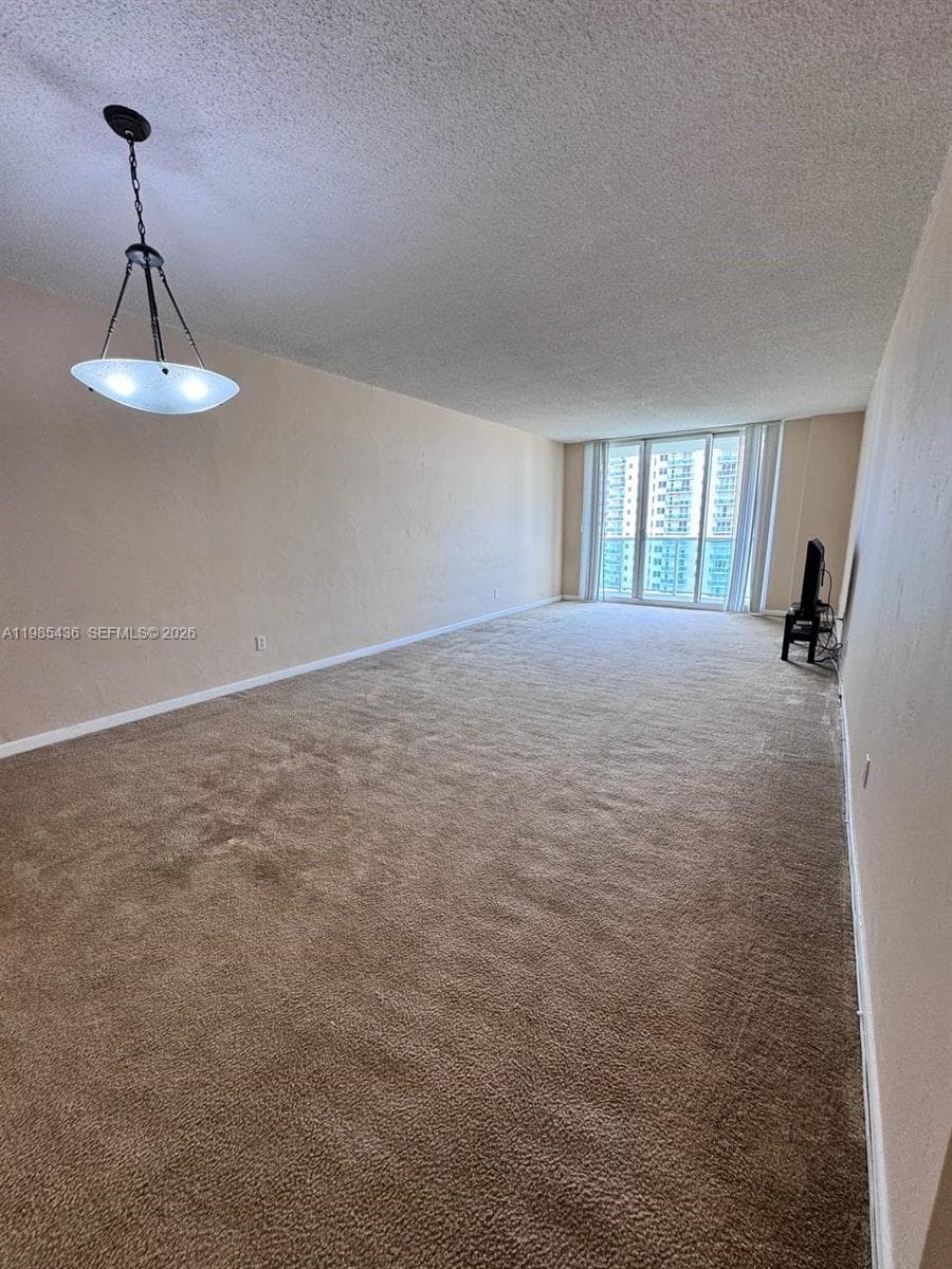 OCEANVIEW BUILDING B COND · #910 in Sunny Isles Beach - Photo 4