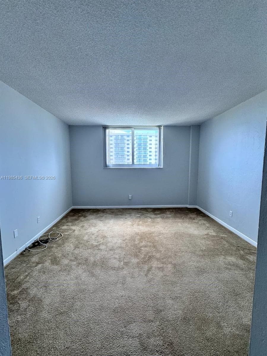 OCEANVIEW BUILDING B COND · #910 in Sunny Isles Beach - Photo 8