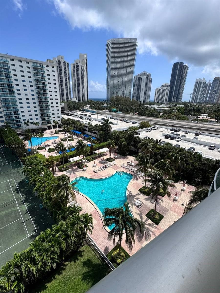 OCEANVIEW BUILDING B COND · #910 in Sunny Isles Beach - Photo 21
