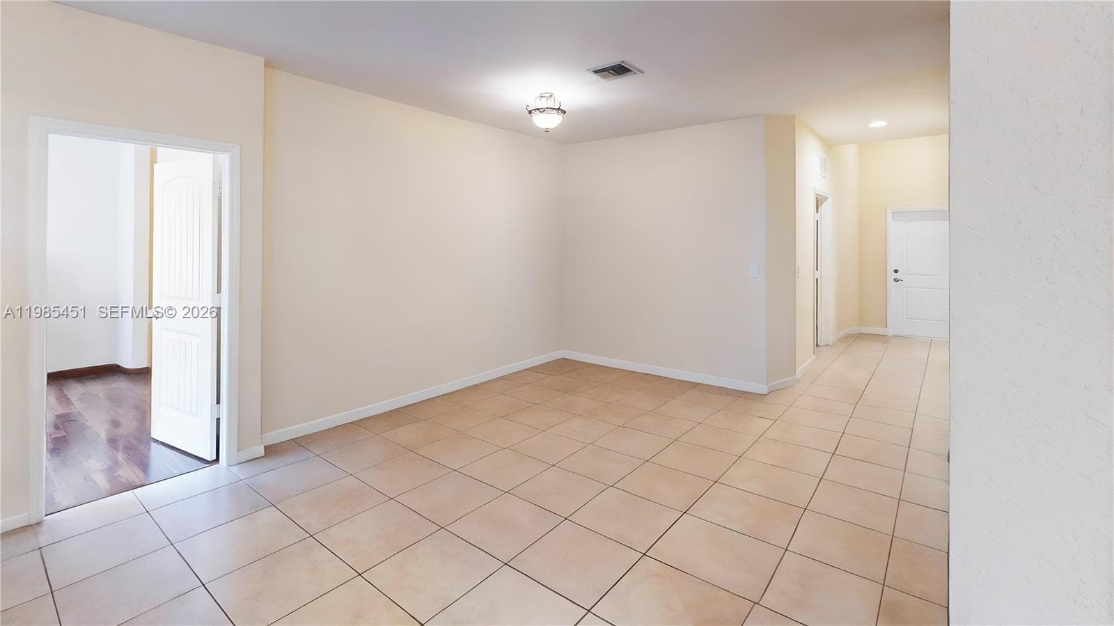 3090 SE 7th Ct photo 8