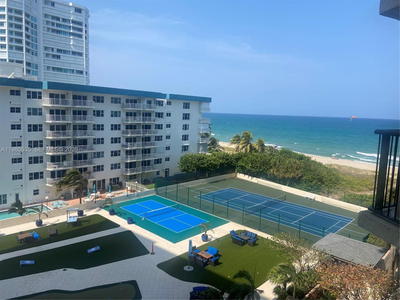 HAMPTON BEACH CLUB CONDO · #301 in Lauderdale By The Sea - Photo 4