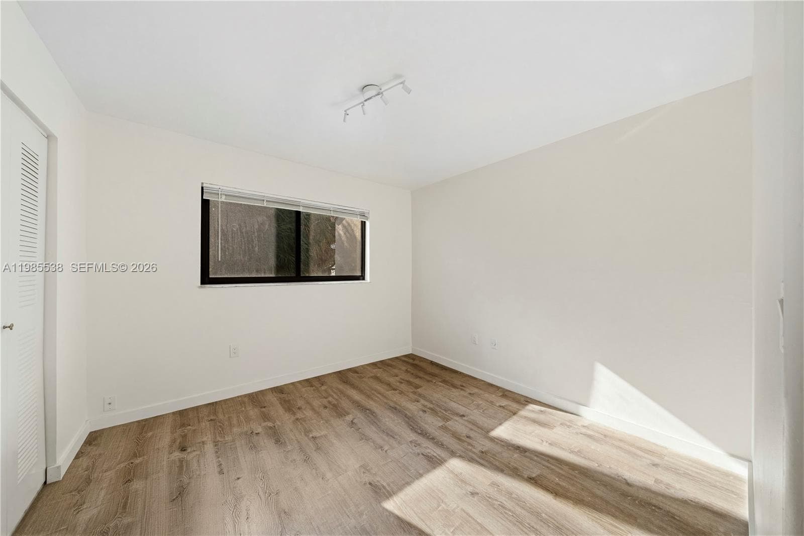 1901 NW S River Dr #30C photo 4