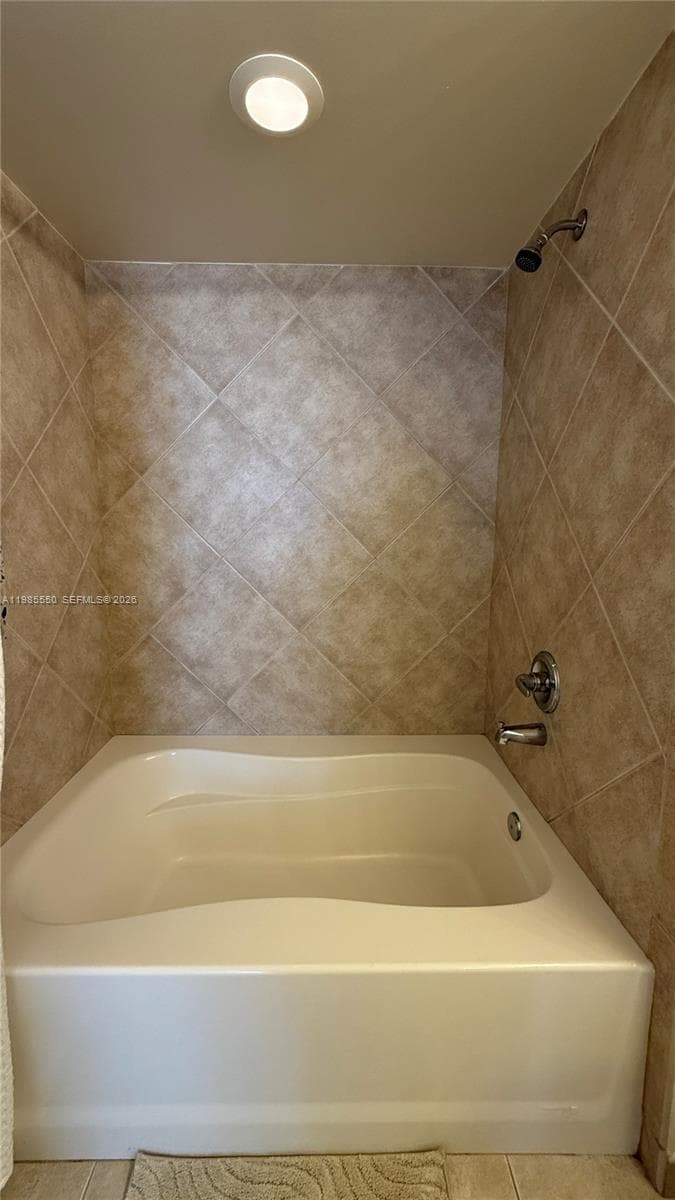 2080 OCEAN DRIVE CONDO · #905 in Hallandale Beach - Photo 27