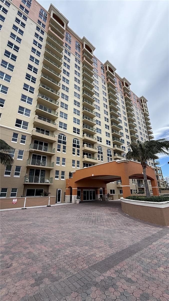 2080 OCEAN DRIVE CONDO · #905 in Hallandale Beach - Photo 6