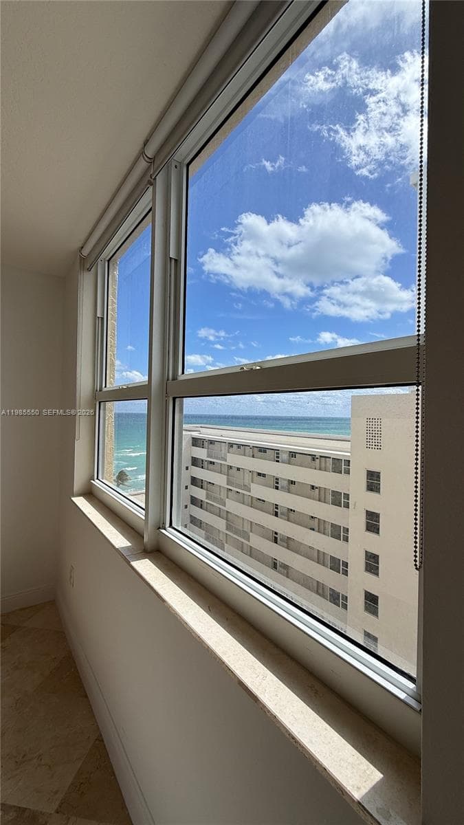 2080 OCEAN DRIVE CONDO · #905 in Hallandale Beach - Photo 22
